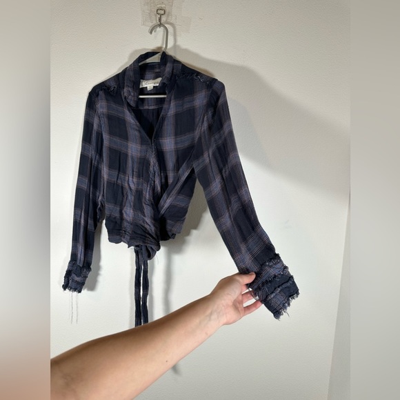 Vintage Havana Navy Frayed Plaid Blouse Wrap Top Shirt EUC - Picture 5 of 9